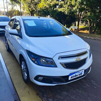 CHEVROLET ONIX 1.4 MPFI LTZ 8V FLEX 4P AUTOMÁTICO